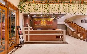 Summit Lillium Hotel & Spa